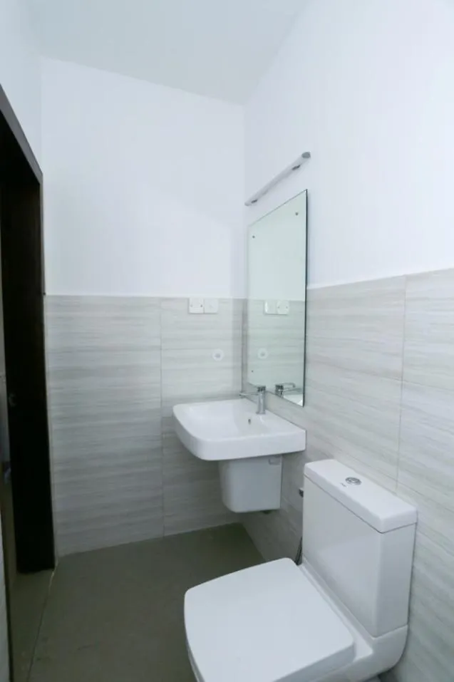 5 @ Rodney Place Bed & Breakfast Colombo